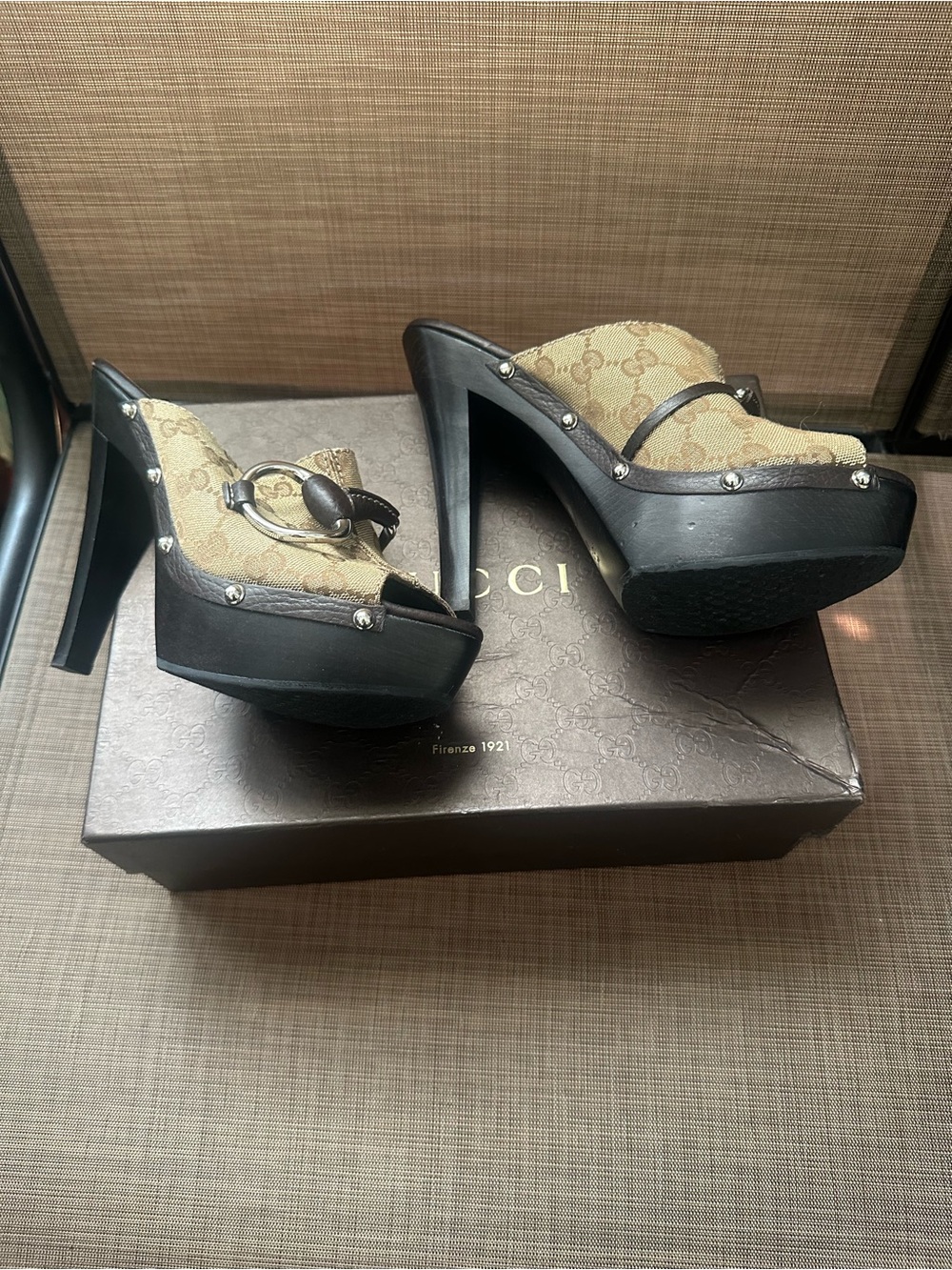 Gucci Beige GG Canvas Horsebit Open-Toe Mules - Picture 2 of 7
